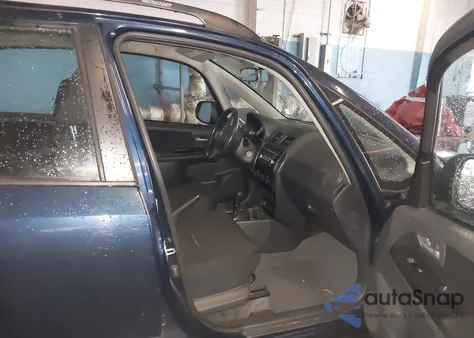 2010 Suzuki Sx4 Technology из США, поврежденный, VIN JS2YB5A3XA6301141